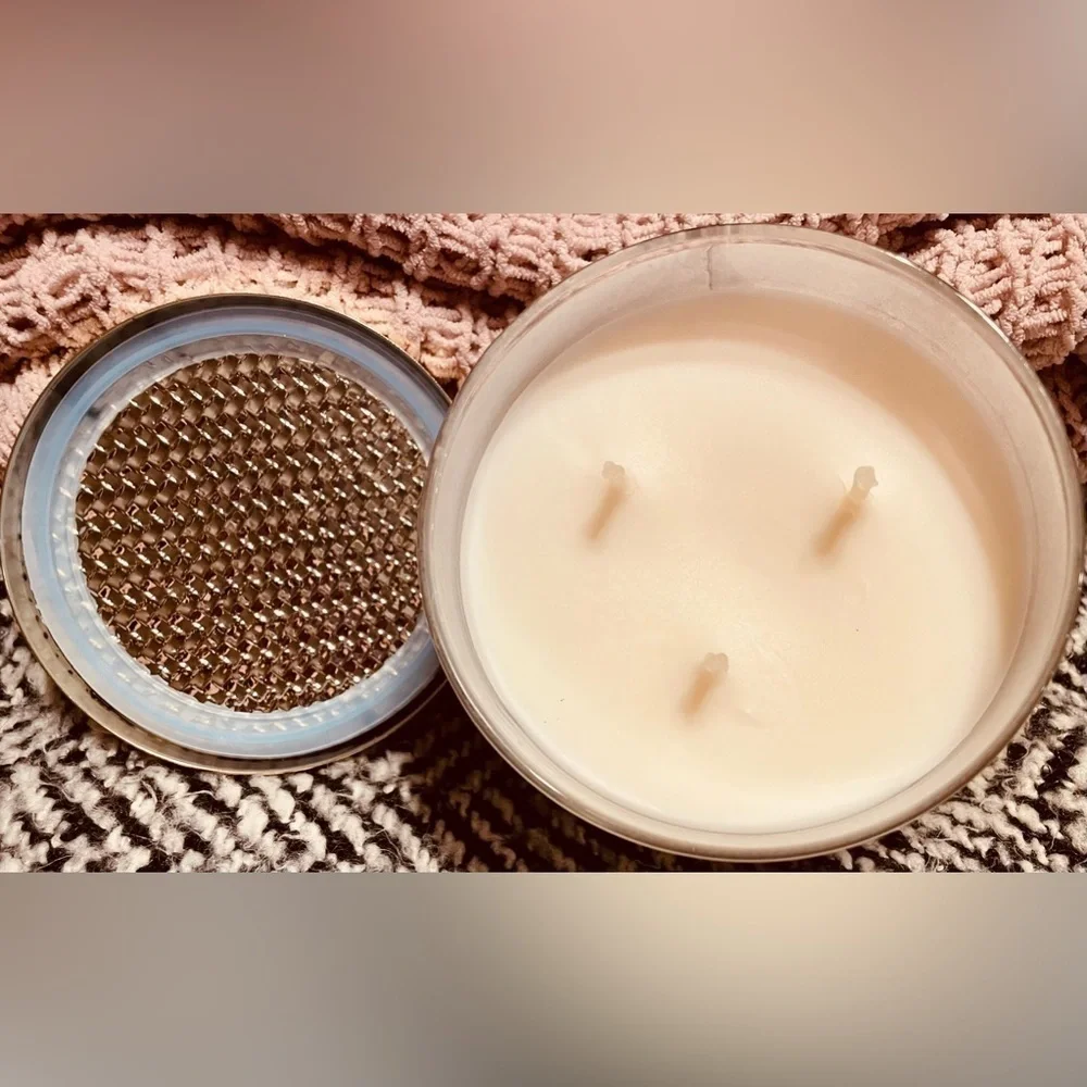 🌊 WARM OCEAN BREEZE Bath Body 3 Wick Candle Retired Sandalwood Eucalyptus Beach